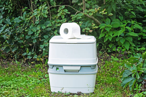Best Emergency porta potty rental  in St John, MO